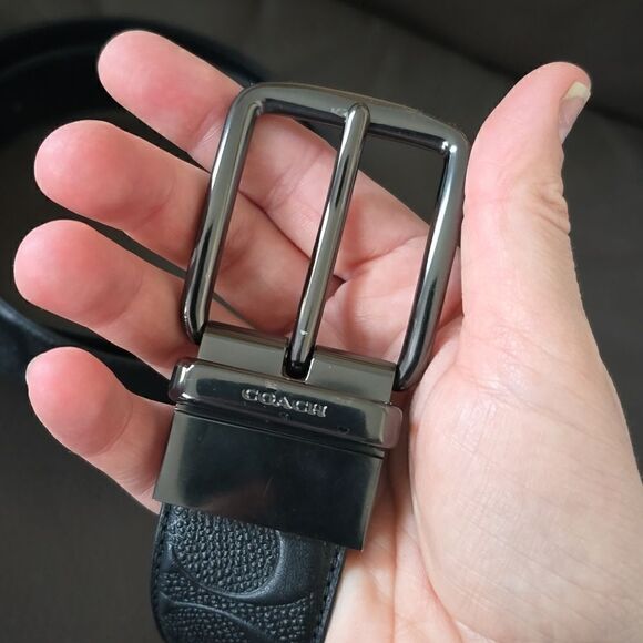 Coach | Harness Buckle Leather Embossed and Flat Leather Reversible Belt - Picture 2 of 6